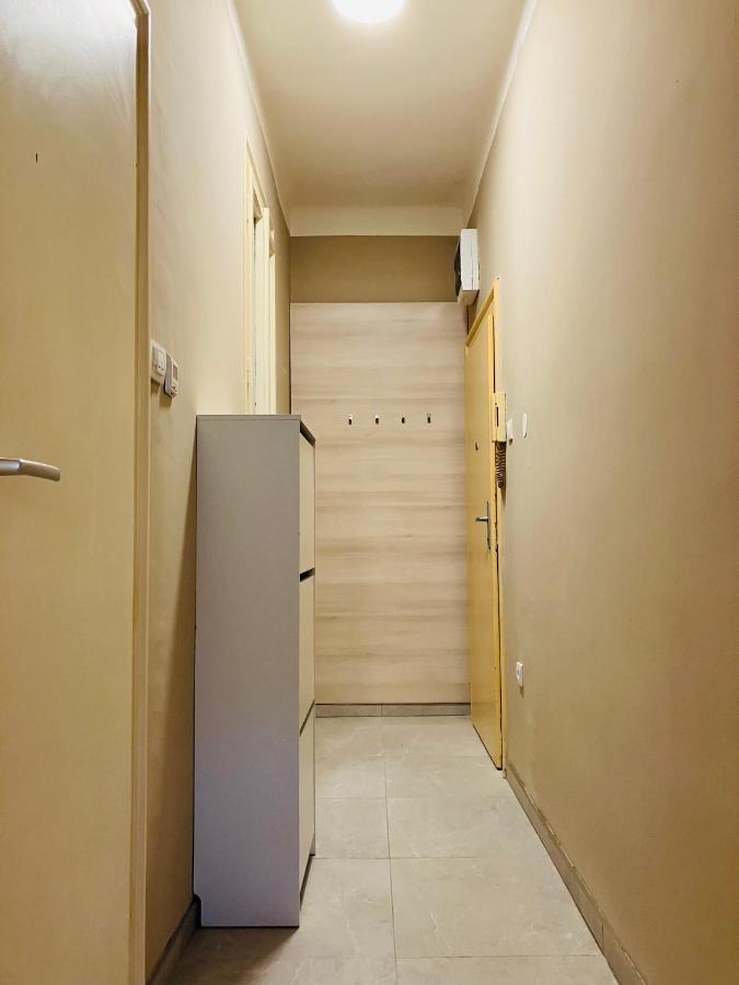 Salon Studio Savamala Sajmiste Exterior photo